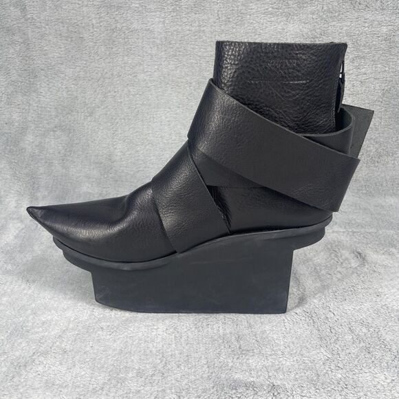 Trippen Leather Buckle Lune Boot Womens Sz 42 US10 Black AMPUTEE RIGHT BOOT ONLY - Picture 3 of 15